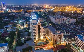 A One Bangkok Hotel